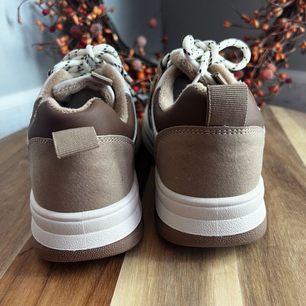 TMT Sunnei Womens Athleisure Teddy Colorblock Lace Up Sneaker Sz 6.5 White Khaki - Picture 8 of 14